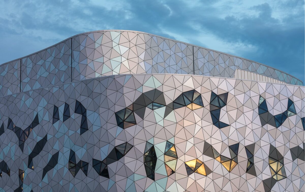 Bergeron Centre on a sunny day - Lassonde School of Engineering